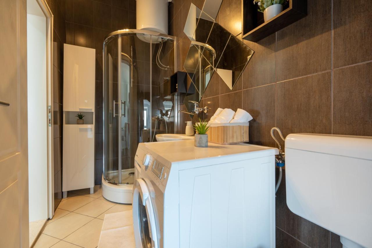 Ivano Apartment สตอน ภายนอก รูปภาพ